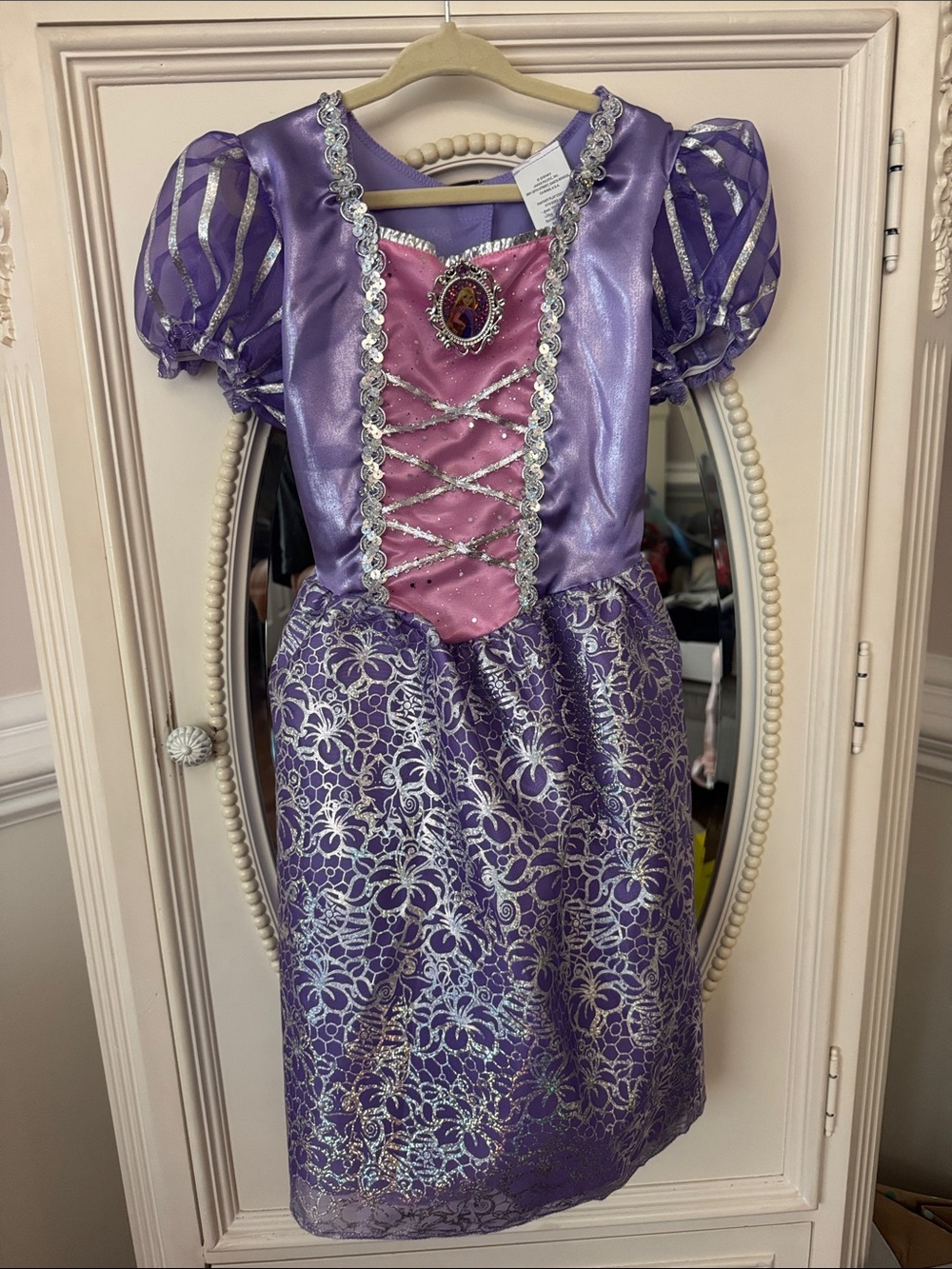 Disney rapunzel dress Purple and Pink Princess Kids Costume Dress size 4-6